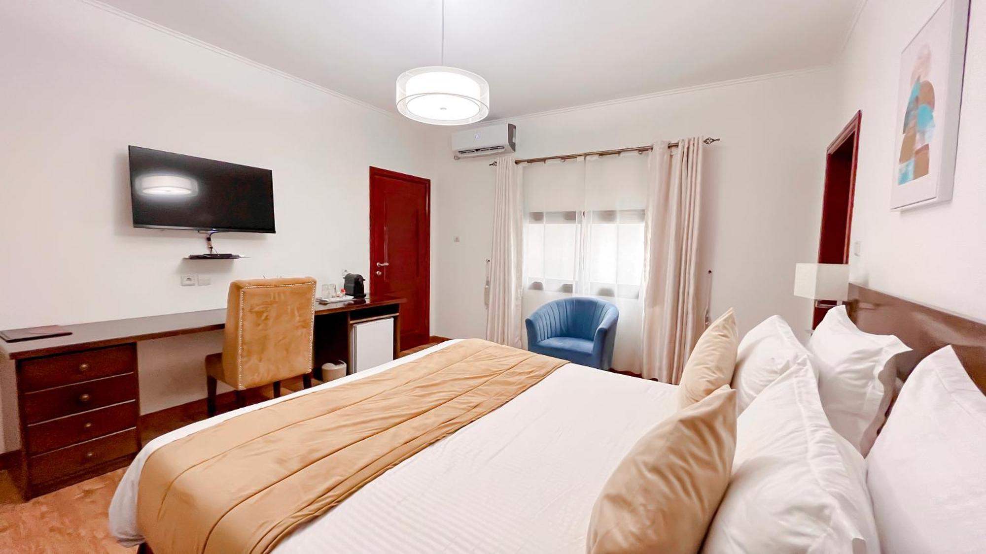 Residence Hoteliere Oceane Лібревіль Екстер'єр фото