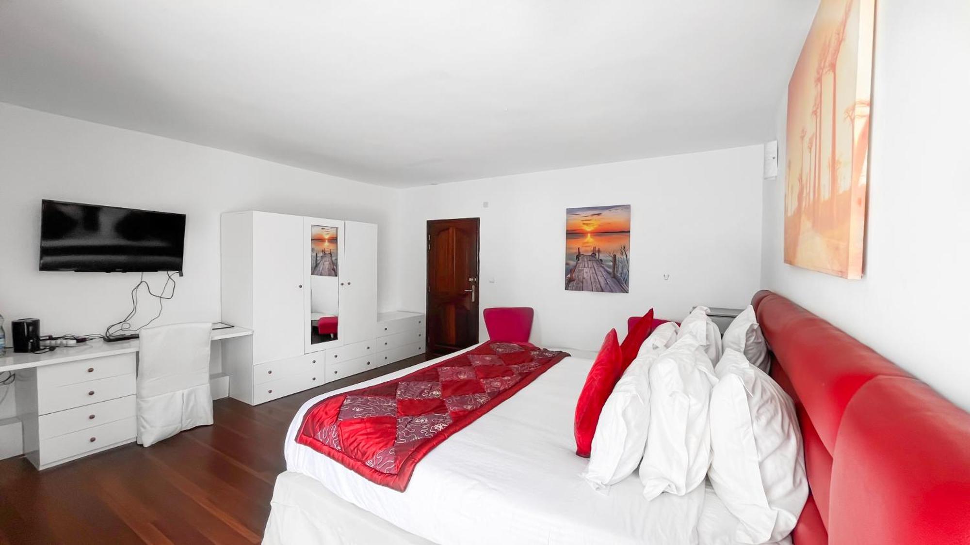 Residence Hoteliere Oceane Лібревіль Екстер'єр фото