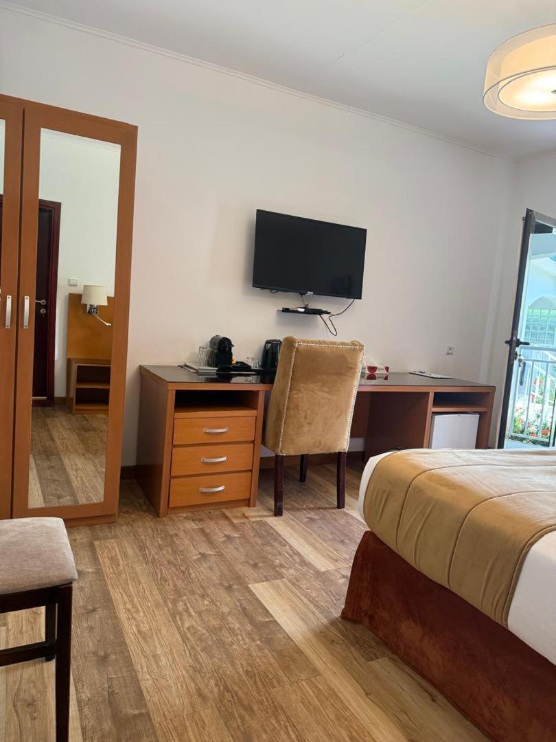 Residence Hoteliere Oceane Лібревіль Екстер'єр фото